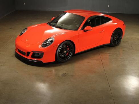 Used 2017 Porsche 911 Carrera GTS RWD image 3