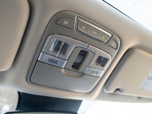 Used 2022 Kia Telluride EX w/ Towing Package image 21