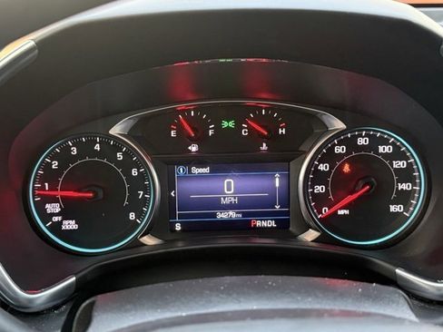 Used 2022 Chevrolet Equinox LS w/ LS Convenience Package image 16