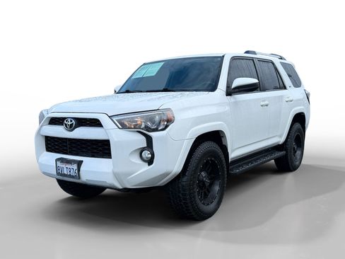 Used 2019 Toyota 4Runner SR5 image 1