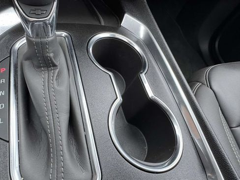 Used 2023 Chevrolet Equinox LT AWD/4WD image 29