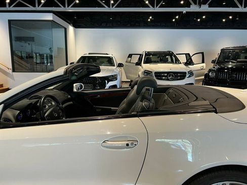 Used 2006 Mercedes-Benz SL 65 AMG image 31