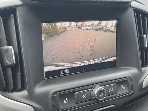 Certified 2024 GMC Terrain SLE image 25