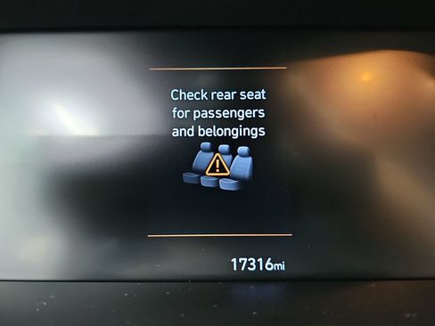 Used 2024 Hyundai Elantra SE FWD image 24