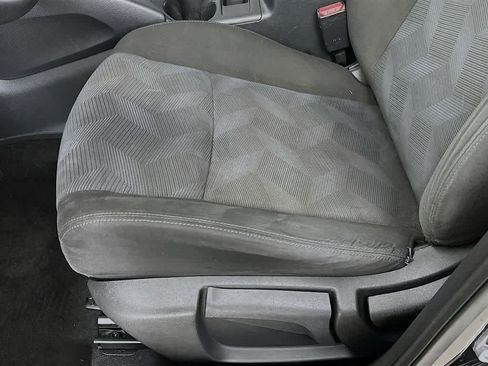 Used 2016 Nissan Rogue S FWD image 30