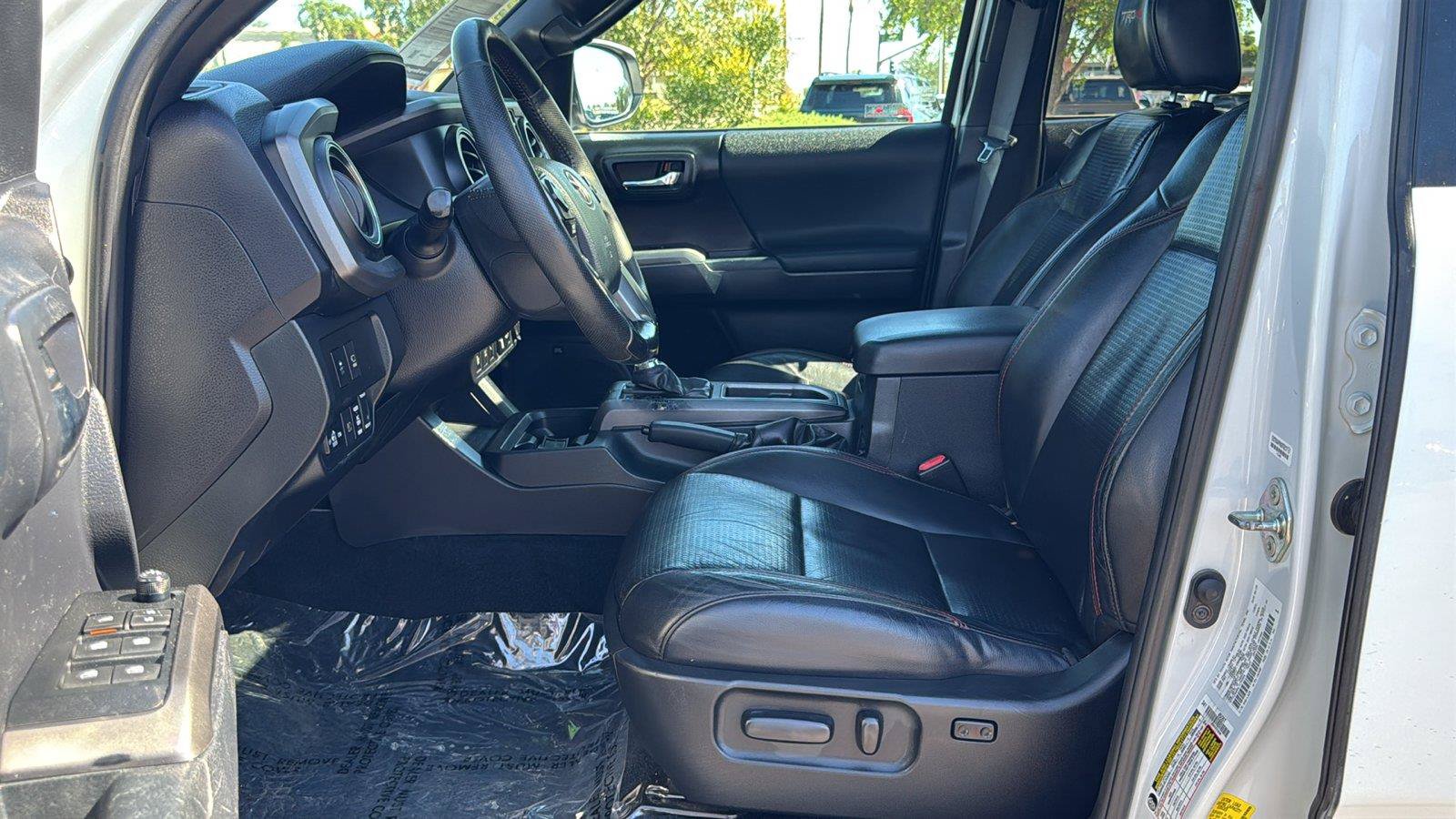 Used 2020 Toyota Tacoma TRD Pro AWD/4WD image 29