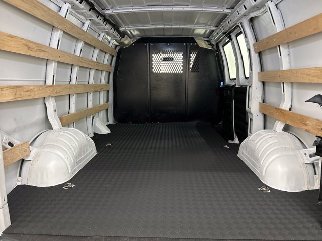 Used 2025 Chevrolet Express 2500 w/ Driver Convenience Package RWD image 17