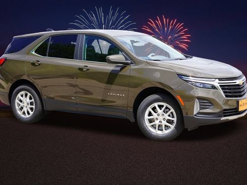 Certified 2023 Chevrolet Equinox LT AWD/4WD image 2