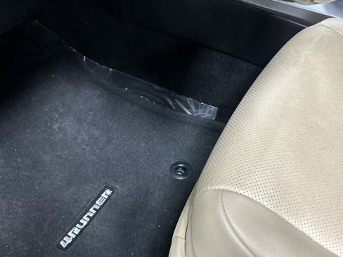 Used 2024 Toyota 4Runner Limited RWD image 17