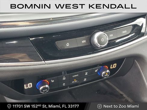 Used 2021 Buick Enclave Essence w/ Sound and Sites Package image 25