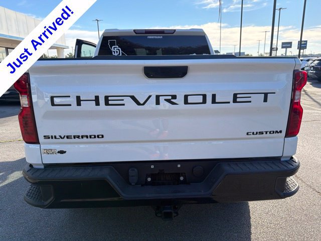 Used 2022 Chevrolet Silverado 1500 Custom Trail Boss w/ LPO, Dark Essentials Package AWD/4WD image 4