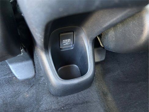 Used 2016 Honda HR-V EX-L image 31