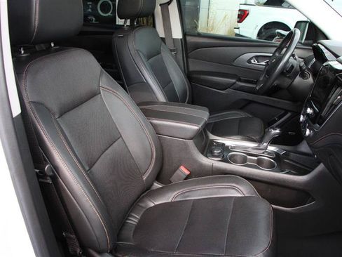 Used 2019 Chevrolet Traverse Premier w/ Redline Edition AWD/4WD image 24