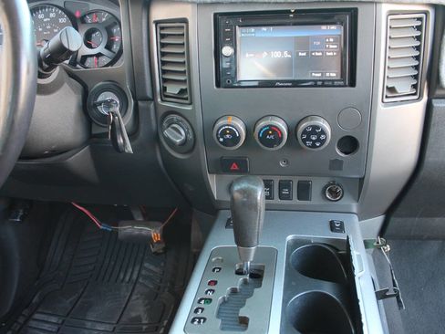 Used 2005 Nissan Titan LE w/ (R02) LE Off-Road Pkg image 34