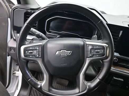 Used 2023 Chevrolet Silverado 1500 LT Trail Boss w/ Convenience Package II image 16