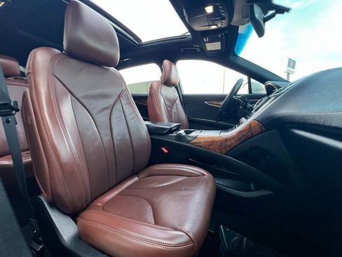 Used 2019 Lincoln Nautilus Reserve image 29