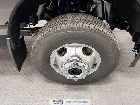 New 2026 Ford F350 Platinum AWD/4WD image 15