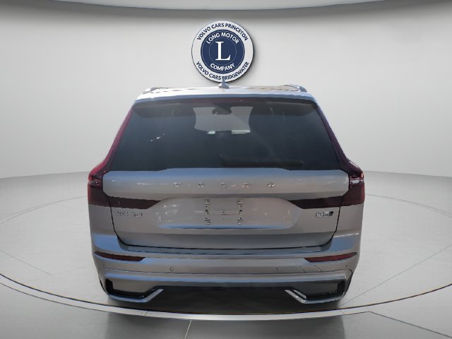 Certified 2026 Volvo XC60 B5 Plus AWD/4WD image 4