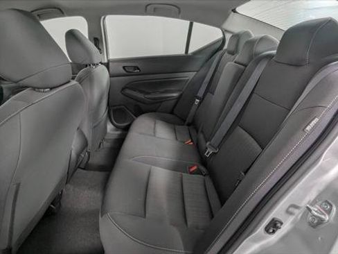 Used 2024 Nissan Altima 2.5 SV FWD image 16
