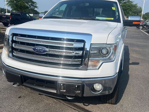 Used 2014 Ford F150 Lariat w/ Equipment Group 502A Luxury AWD/4WD image 16