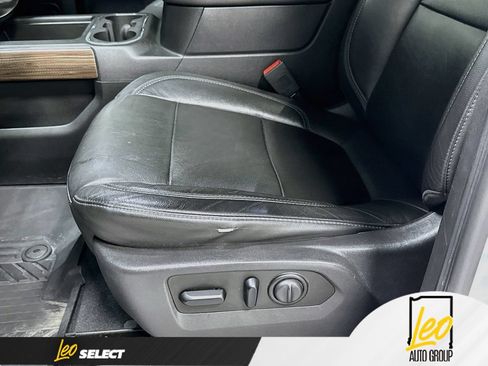 Used 2020 Chevrolet Silverado 1500 LT Trail Boss AWD/4WD image 21