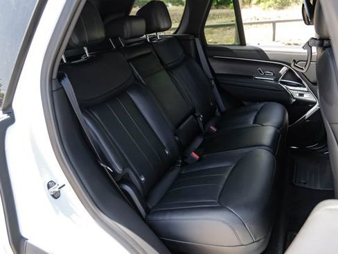 New 2026 Land Rover Range Rover SE AWD/4WD image 45