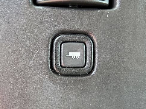 Used 2010 Chevrolet Express 1500 RWD image 26