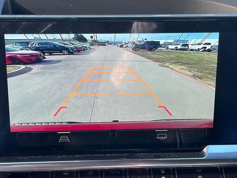 Used 2023 Chevrolet Silverado 1500 RST w/ Z71 Off-Road Package image 25