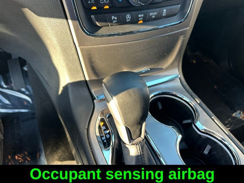 Used 2021 Jeep Grand Cherokee Laredo RWD image 15