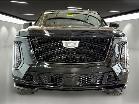 New 2026 Cadillac Escalade ESV V w/ LPO, ONYX Package image 5