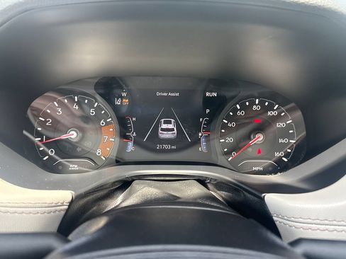 Used 2024 Jeep Compass Limited AWD/4WD image 9