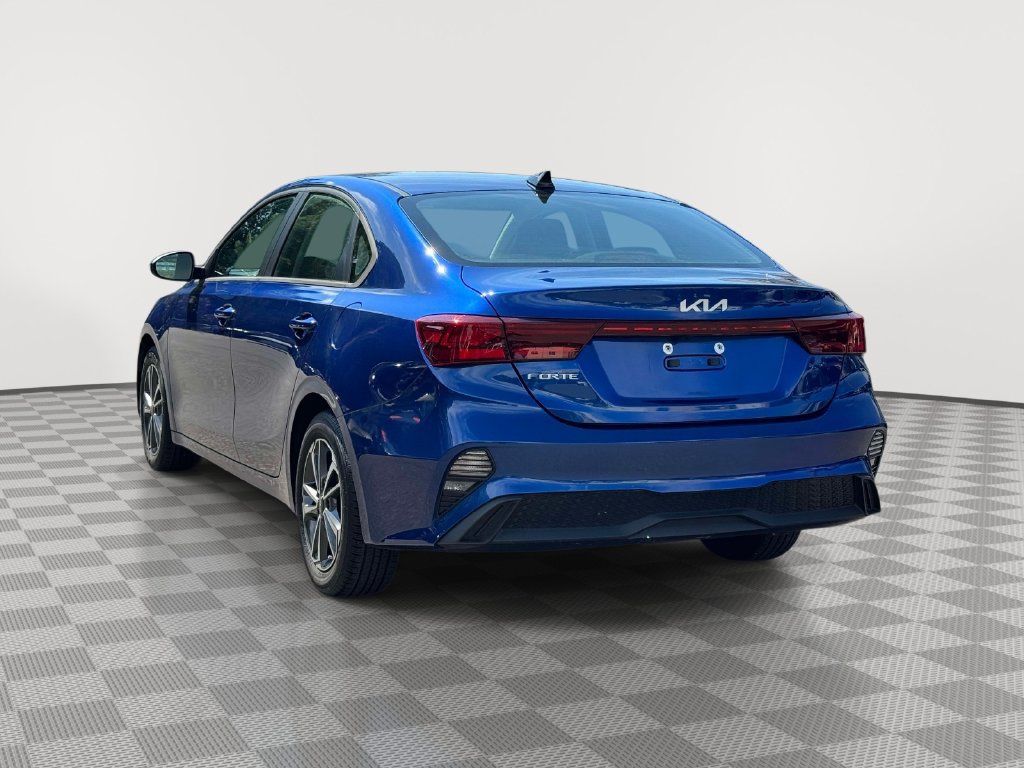 Used 2022 Kia Forte LXS FWD image 6