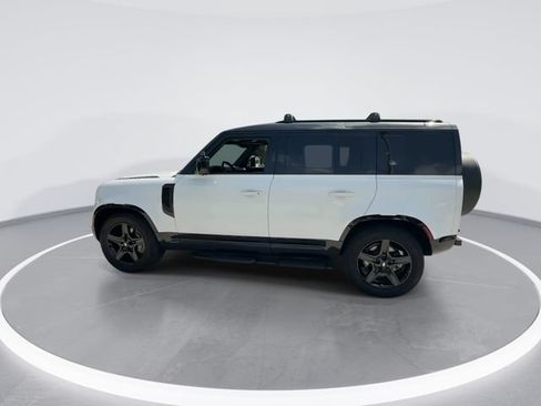 Used 2023 Land Rover Defender 110 X-Dynamic SE AWD/4WD image 5