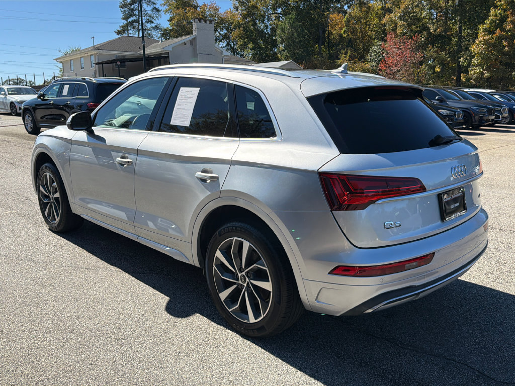 Used 2021 Audi Q5 2.0T Premium Plus w/ Premium Plus Package AWD/4WD image 5