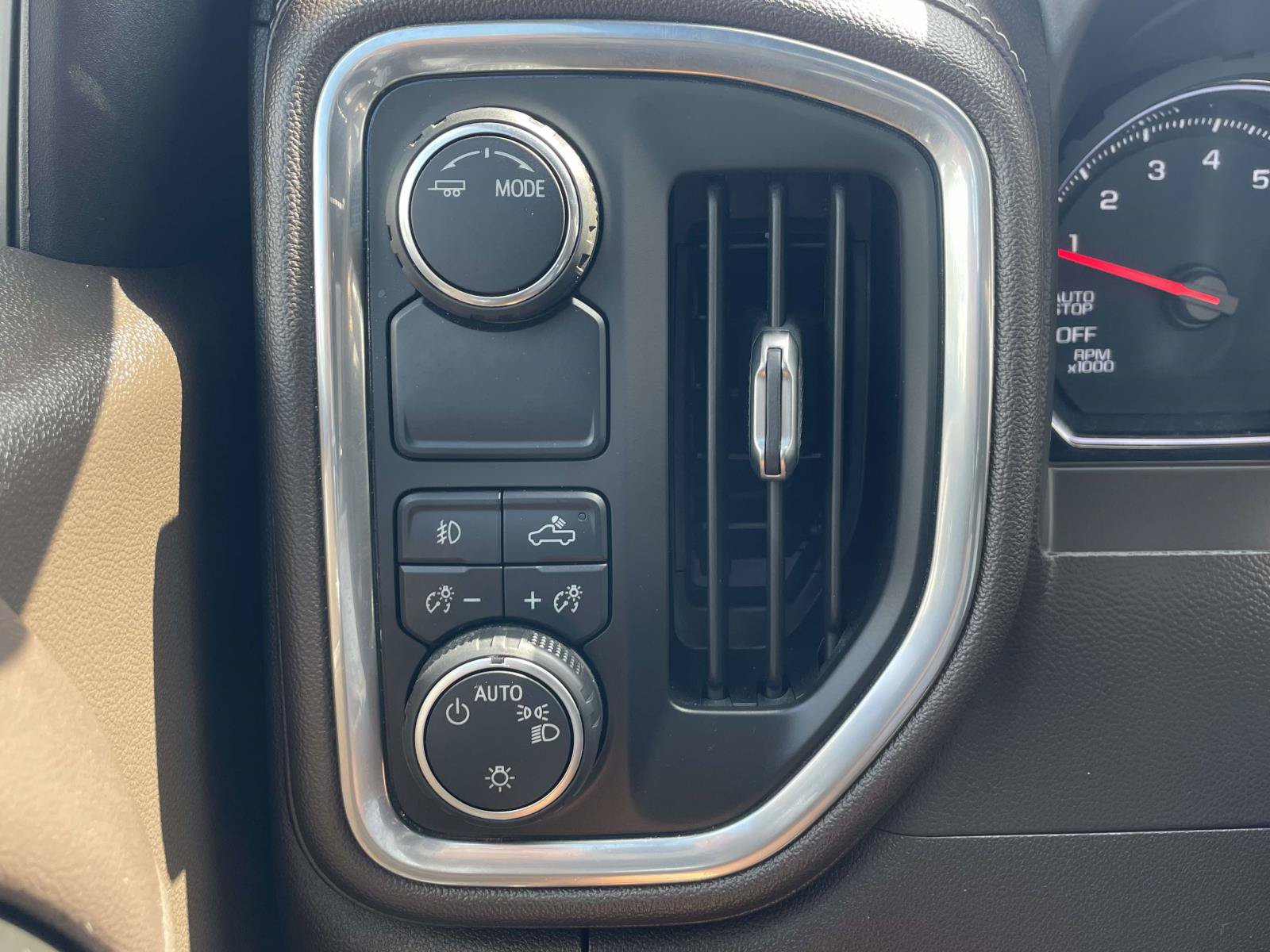 Used 2021 Chevrolet Silverado 1500 RST w/ Bed Protection Package RWD image 22