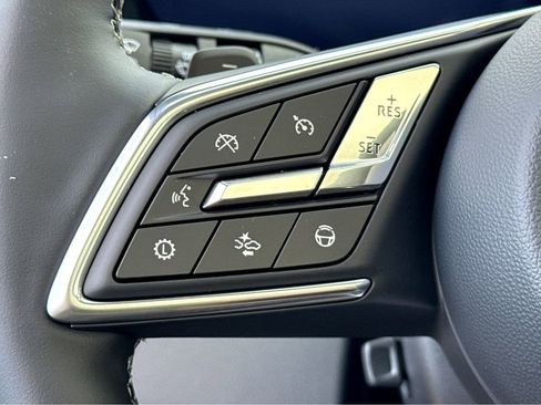 New 2026 Buick Enclave Avenir w/ Super Cruise Package FWD image 17