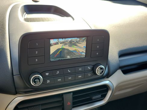 Used 2021 Ford EcoSport S image 9