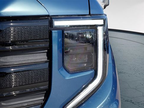 New 2026 GMC Sierra 1500 Elevation w/ Elevation Premium Package image 3