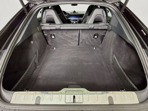 Certified 2023 Porsche Panamera Platinum Edition image 31