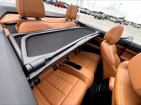 Used 2021 BMW 430i Convertible image 17