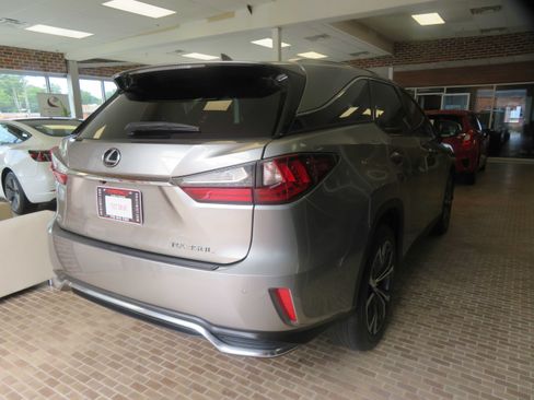Used 2021 Lexus RX 350L FWD w/ Premium Package image 4