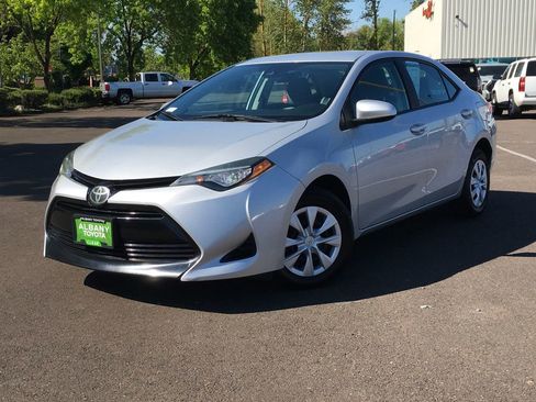 Used 2017 Toyota Corolla L FWD image 1