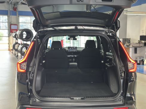 Used 2024 Honda CR-V Sport image 6