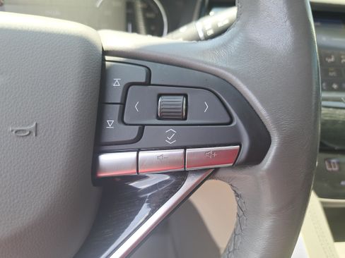 Used 2020 Cadillac XT6 Premium Luxury FWD image 20