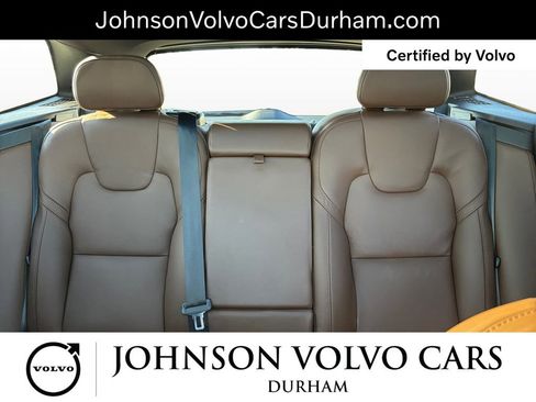 Certified 2022 Volvo XC60 B6 Inscription w/ Climate Package image 24
