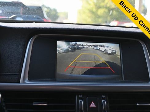 Used 2018 Kia Optima LX image 3
