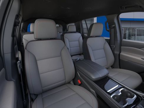 New 2027 Chevrolet Traverse LT w/ Midnight/Sport Edition AWD/4WD image 16