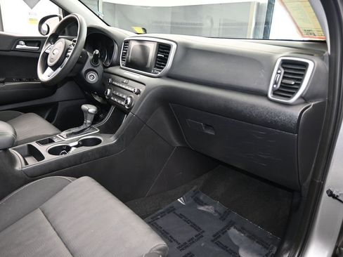 Used 2020 Kia Sportage LX image 41