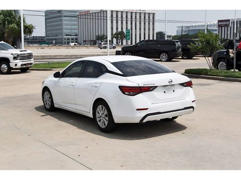 Used 2022 Nissan Sentra S w/ Trunk Package FWD image 4