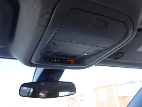 Used 2021 GMC Acadia SLE w/ Driver Convenience Package image 21